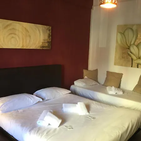 Iron Bridge Apartahotel Roma