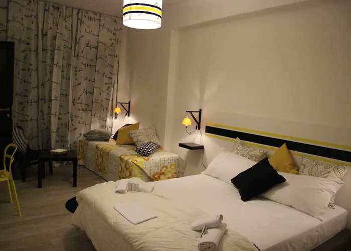 Hotel apartamentowy Iron Bridge