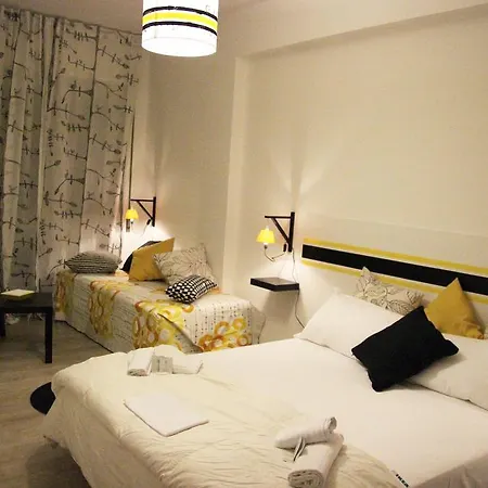 Iron Bridge Accommodation Rome