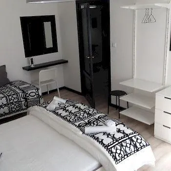 Iron Bridge Accommodation