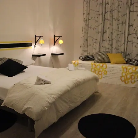 Aparthotel Iron Bridge