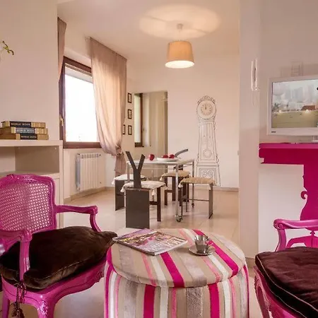 Iron Bridge Aparthotel 2*