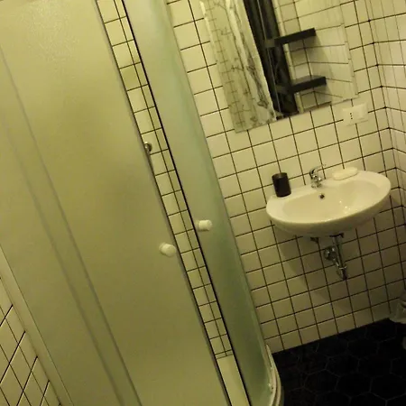 Iron Bridge Aparthotel 2*